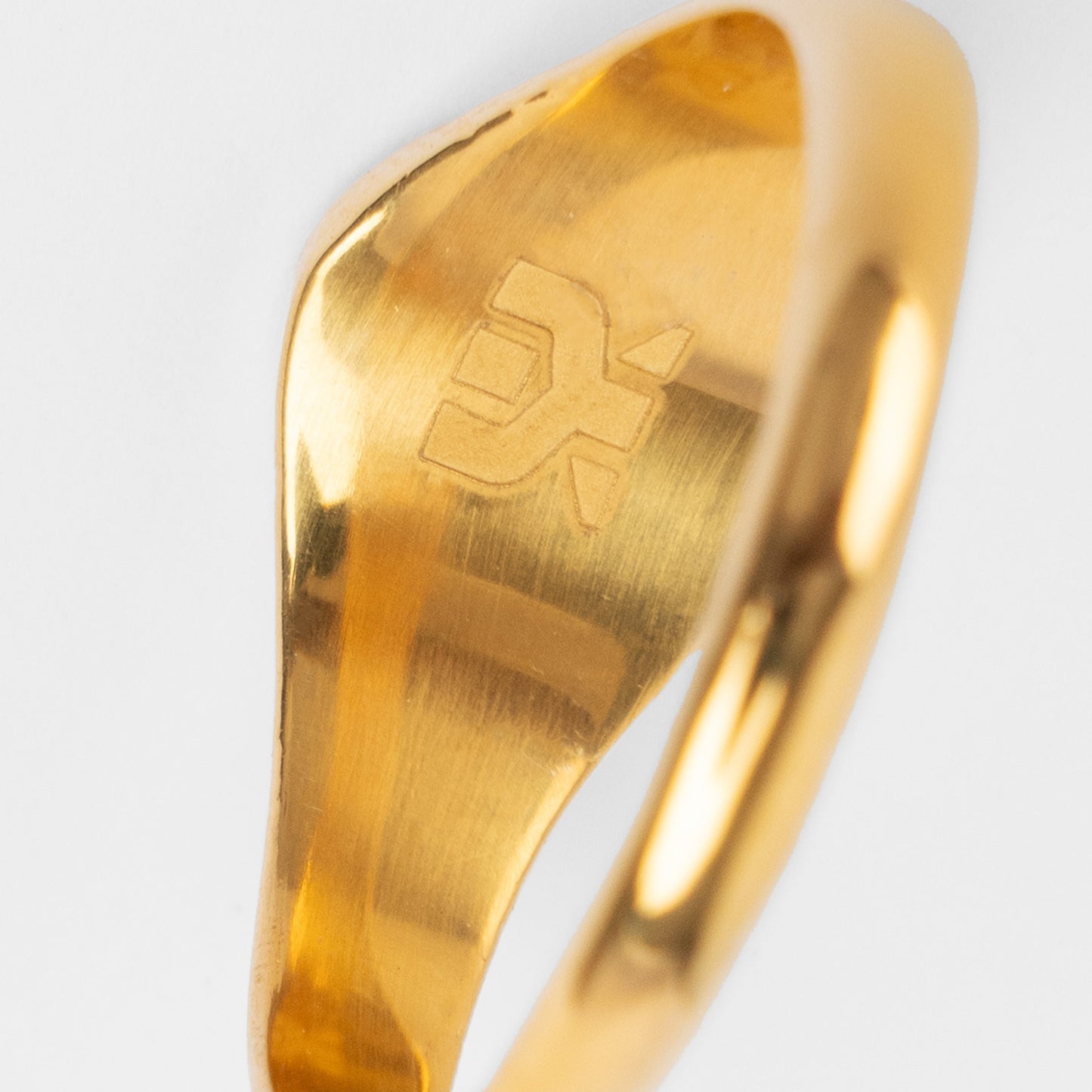 Cove Banded Signet - Gold Plated